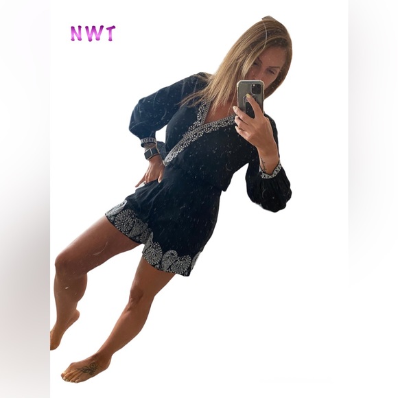 NWT-Loft Black V Neck Embroidered Romper XS - Picture 1 of 8